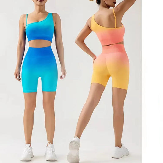 Seamless Gradient Yoga Set – Sports Bra & High-Waist Shorts