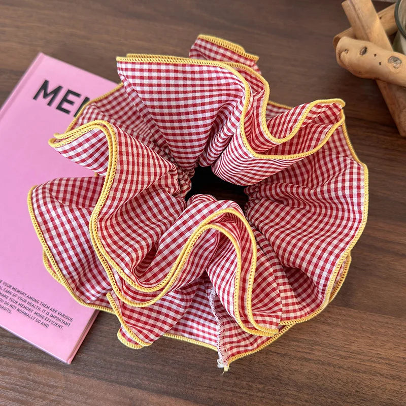 Ruffle retro Hair scrunchie